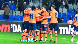 Българският национал Страхил Попов игра цял мач при тежката загуба