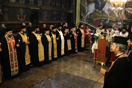 Има недостиг на православни свещеници