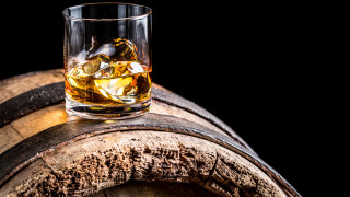 Шотландските производители на уиски печелят от нещо, което не желаят