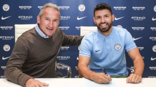 Нападателят на английския Манчестър Сити Серхио Агуеро подписа нов