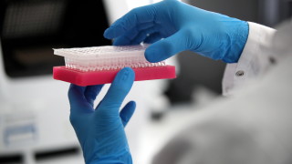 Случаите на коронавирус в Германия нараснаха до нивата от април