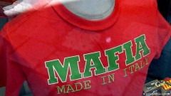 Държавата в интимна връзка с мафията