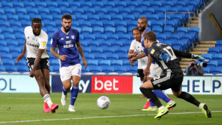 Фулъм спечели с 2 0 гостуването си на Кардиф Сити и