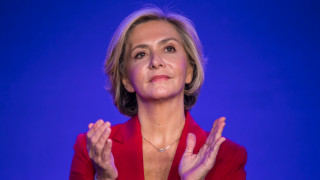 Френският политик от десницата Валери Пекрес ще има равен брой