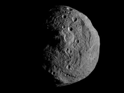 Космически обект се сблъсква със Земята на 13 ноември