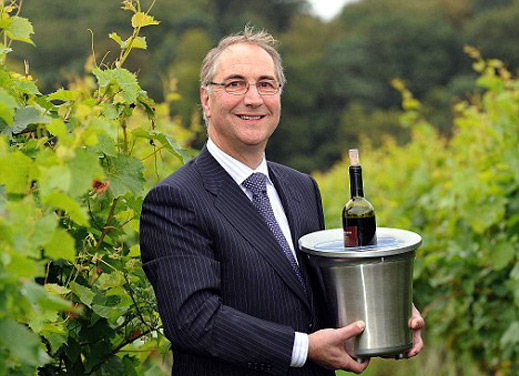 Машина превръща евтиното вино и уиски във висококачествено отлежало