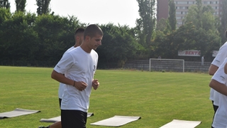 Симеон Райков който през пролетта се подвизаваше в Рода започна