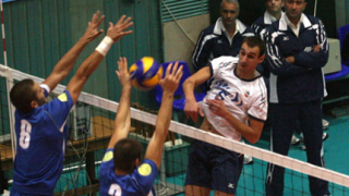 Лидерът Марек мина лесно през Левски