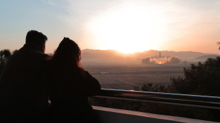 Ким Чен-ун наблюдавал ракети на фона на маневри на Южна Корея и САЩ