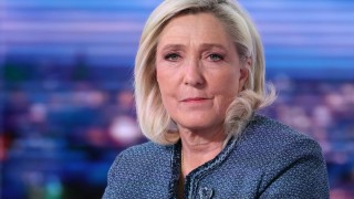 Френската крайнодясна лидерка Марин Льо Пен застана на страната на