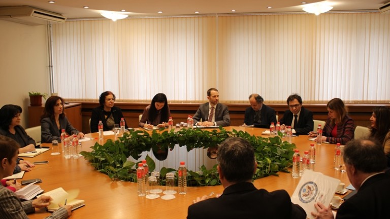 Енергийният министър Теменужка Петкова се срещна с представители на Департамента