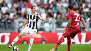 В дните преди Световното първенство Арсенал ще обяви трансфера на