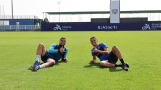 Левски продъжлава с тренировките в Дубай Сините проведоха тази сутрин