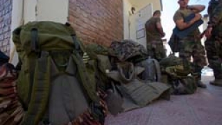 Афганската армия не е готова да замести френските бойци