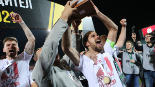 Елитният руски клуб Уфа подписа договор с бившия футболист на