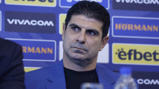 Директорът на националните отбори Георги Иванов видимо беше изнервен след равенството