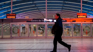 Служителите на метрото в аржентинската столица Буенос Айрес възобновиха протестите