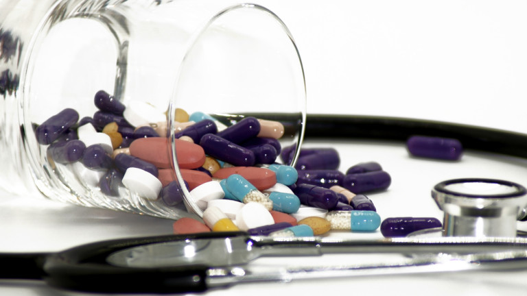 В дрогерия в Ловеч намериха лекарства, съдържащи наркотици