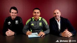 Морган Роджърс подписа нов договор с Астън Вила който ще