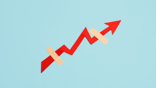Икономистите от БАН: Забавяне на инфлацията, но и на растежа през 2023 г.
