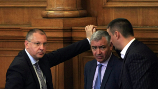 НС отхвърли ветото на Плевнелиев за СРС и оплю мотивите му