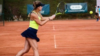 Гергана Топалова отпадна в първия кръг на турнира по тенис