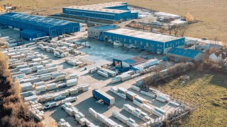 4 години след като европейският лидер при термопнелите металните профили