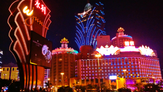 Най-големият хазартен център в света се отваря отново за туристи 