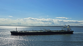 Експлозия причини пожарна танкер в Черно море северно от Босфора