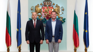 Държавният глава Румен Радев и се срещна с командира от