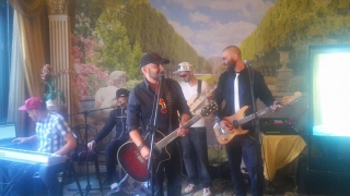 Дичо готви и пее на промоцията на новия си клип (ВИДЕО + СНИМКИ)