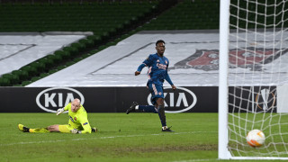 След доста тихото откъм входящи трансфери лято Уест Хем се