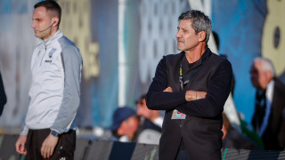 Треньорът на Левски Николай Костов е провел разговор с