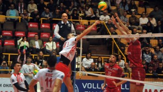 Найден Найденов изведе волейболния Нефтохимик до втори квалификационен кръг в