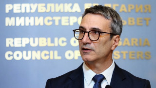 Спор за 437 млн. евро по ПВУ: Трайков и Митова в сблъсък за извънредно заседание на енергийната комисия