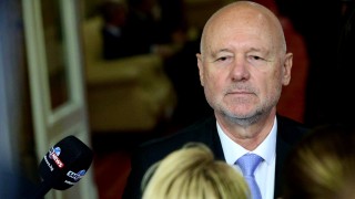 Тагарев отново: Военни в Украйна няма да пращаме