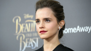 Ема Уотсън направи дебют в Prada Актрисата влезе в нова роля