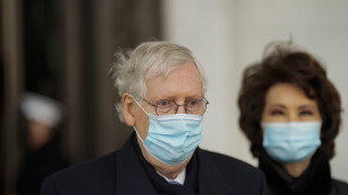 Лидерът на малцинството в Сената горната камата в Конгреса Мич