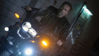 В края на месец февруари Netflix пуснаха кратък тийзър на Fubar