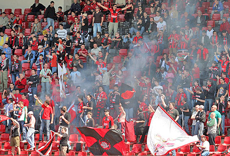 Емоции и сълзи на награждаването в "Надежда"