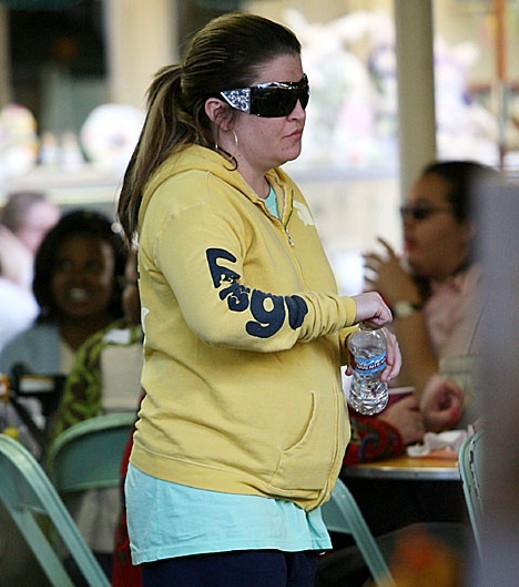 Лиса Мари Пресли е бременна с близнаци