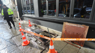 Млада жена е паднала във вторник вечерта в двуметрова шахта