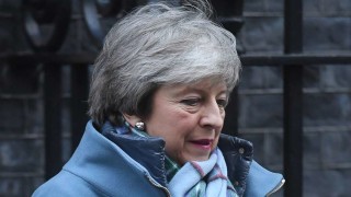 Членовете на британския кабинет смятат че премиерът на Обединеното кралство