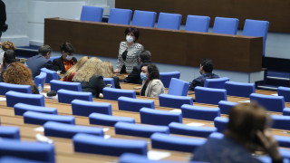 С вял дебат парламентът създаде фигурата на специален прокурор който