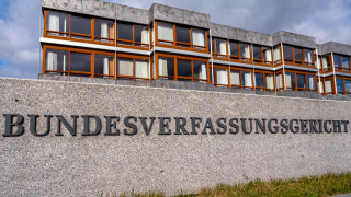 Германците имат право да провеждат политически протести ако спазват правилата