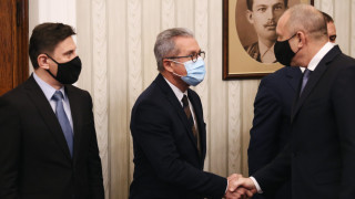 Това е третата ни среща в този формат в рамките