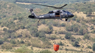 Евакуирани са всички жители на село Плоски което беше застрашено