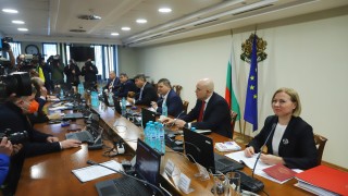 Магистратите от Висшия съдебен съвет ВСС отложиха разглеждането на внесения