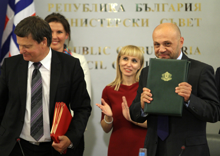 Шанс да изхарчим € 126 млн. по два евромеханизма