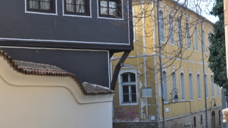 Реставрират Жълтото училище в Пловдив за 1 5 млн лв Историческата